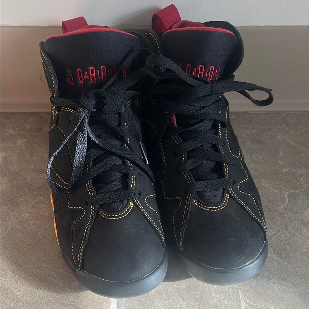 Jordan Kids Black and Red Sneakers